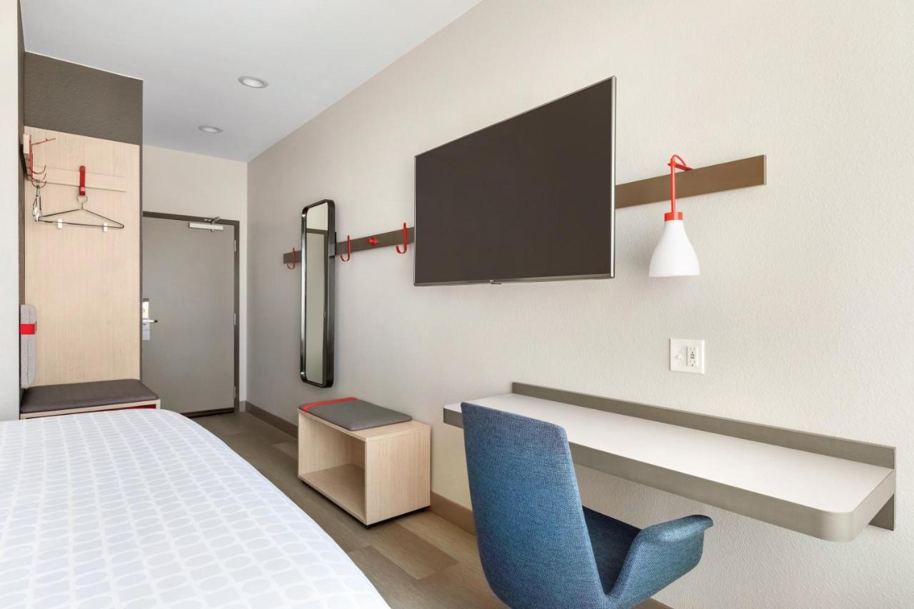 Avid Hotel-Мідленд Екстер'єр фото